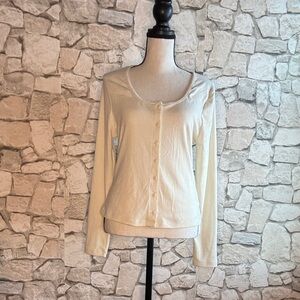 Universal Thread Off-White Button-Down Shirt